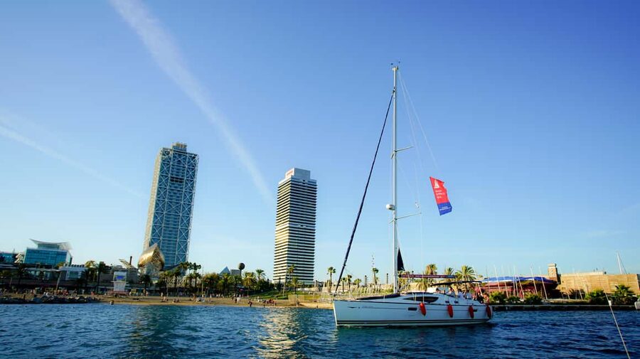 Barcelona: E-Bike, Montjuic Cable Car,and Sailing Experience - Plaça d’Espanya and the climb toward Montjuïc