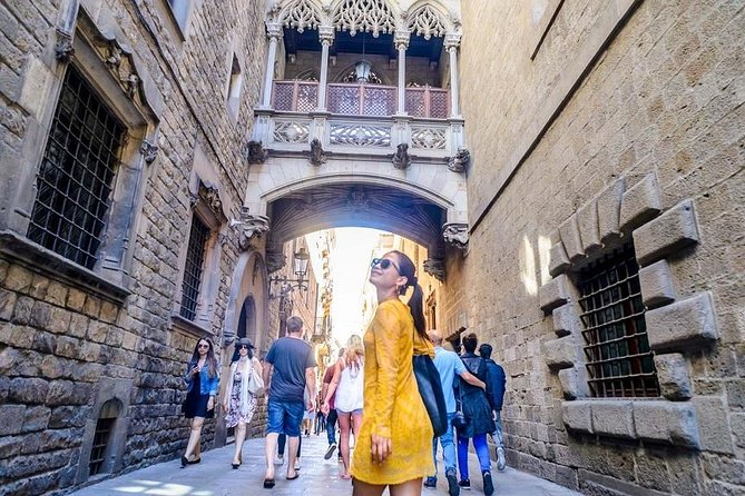 Barcelona Helicopter, Sailboat & Old Town Private Walking Tour - One morning, three views of Barcelona