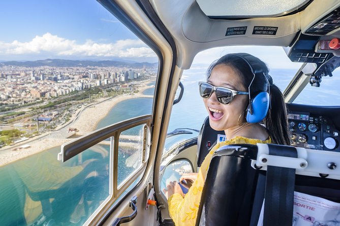 Barcelona Helicopter, Sailboat & Old Town Private Walking Tour - Plaça de Catalunya and the walk into the Gothic Quarter