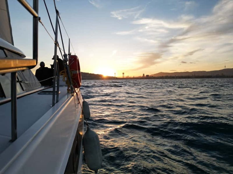 Barcelona: Luxury Catamaran Sunset Cruise - Who should book this catamaran cruise?
