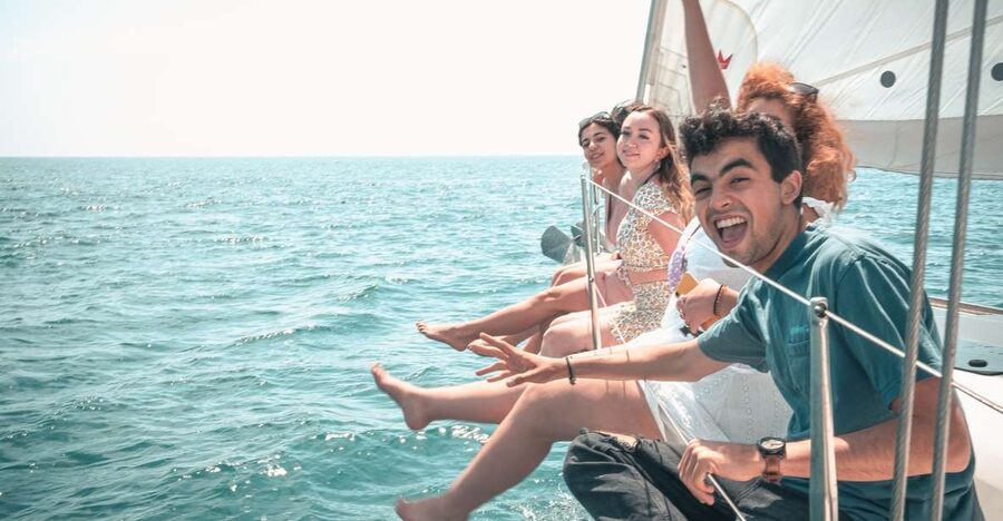 Barcelona: Midday or Sunset Sailing with Open Bar and Snacks - What the two-hour route feels like