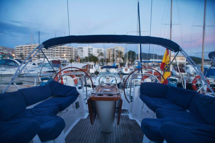 Barcelona: Private Luxury Sailing Tour - The skipper makes the difference