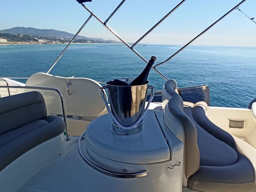 Barcelona: Private Motor Yacht Charter with Drinks and Food - What you actually get to eat and drink