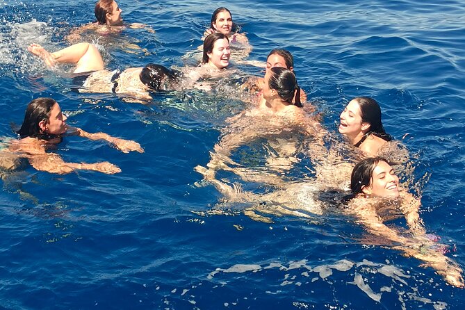 Barcelona private Sailing Tour - Why seeing Barcelona from the sea changes the city