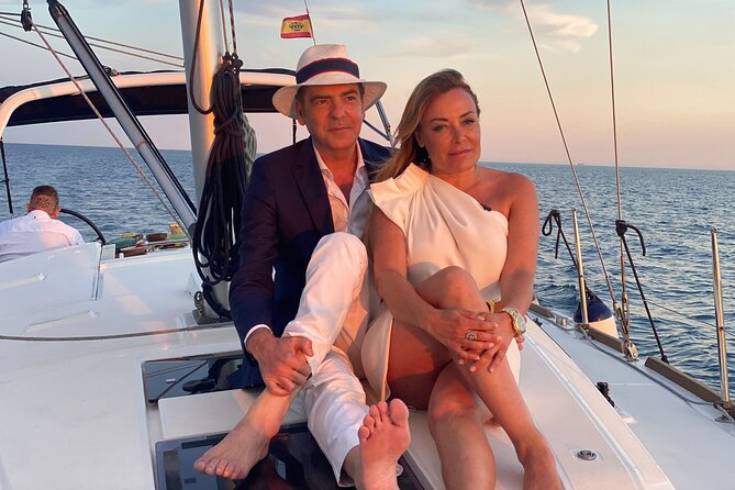 Barcelona Private Sailing with Open Bar & Snacks (max 9) - Choosing two, three, or four hours