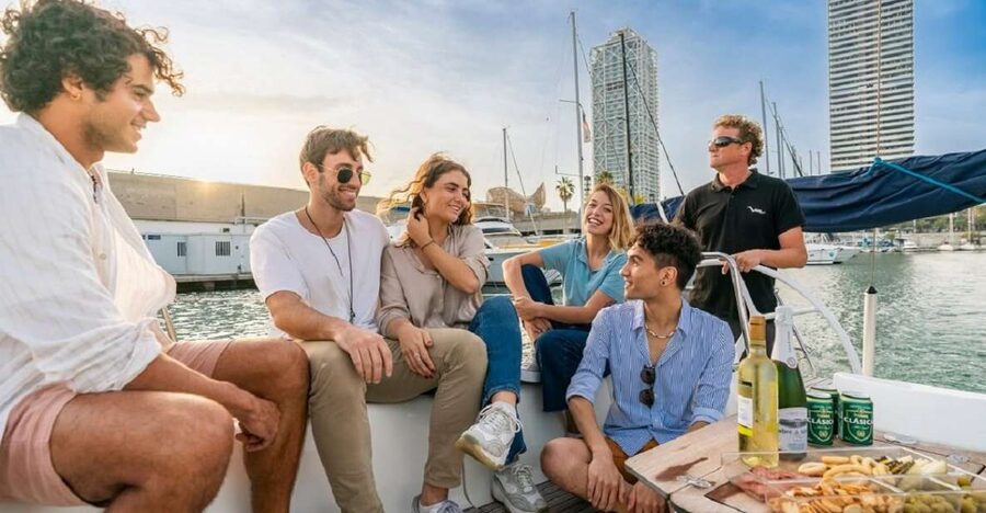 Barcelona: Sailing tour with open bar and aperitive - Meeting Point and Simple Preparation