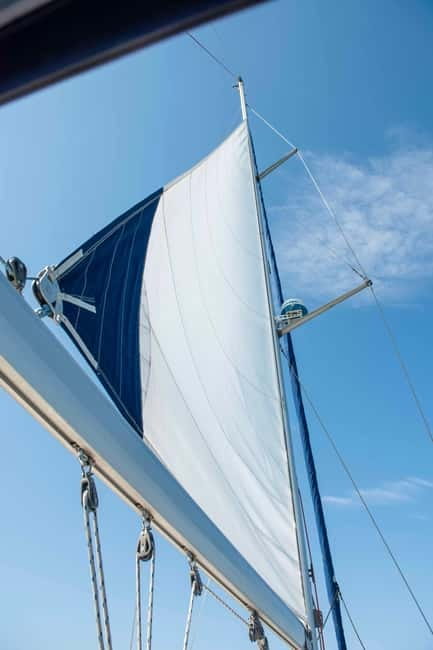 Barcelona: Sailing Tour with Young Local Captain & Drinks - Passing Playa de San Sebastián on the way back