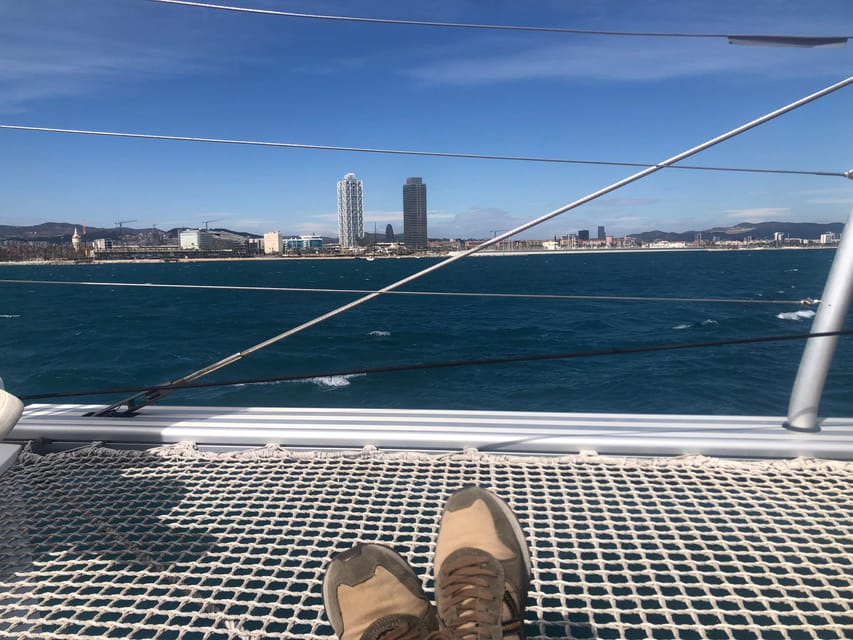 Barcelona: Shared cruise on a catamaran Drink+Local Tapa - What the 90-minute schedule feels like