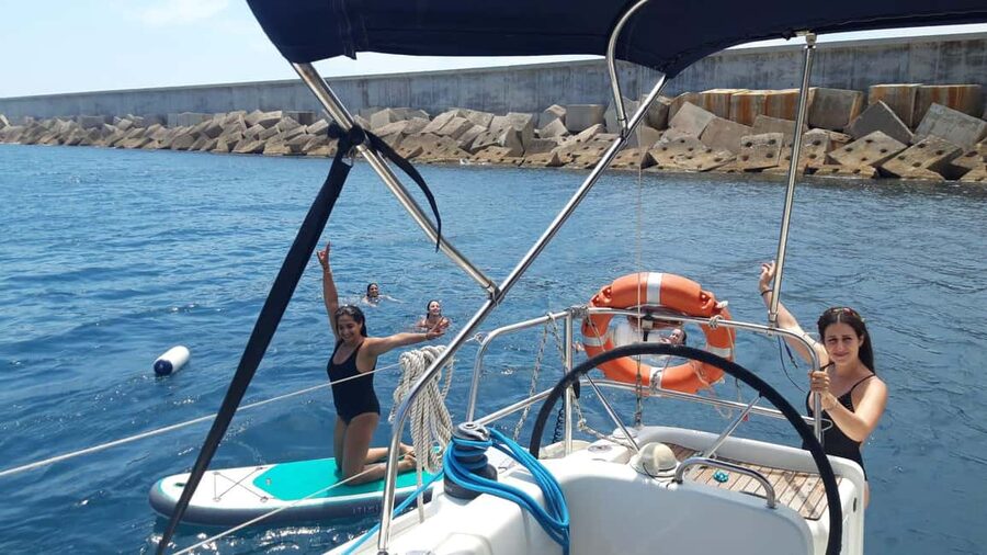 Barcelona: Shared cruise on a catamaran Drink+Local Tapa - Is $64 a fair price?