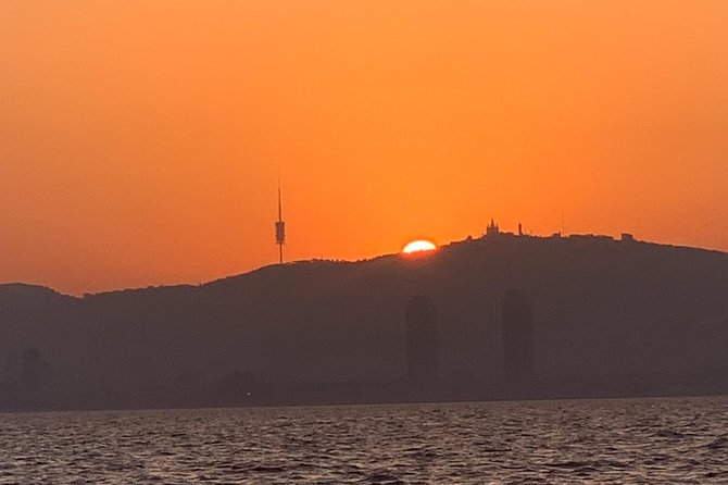 Barcelona Sunset and Day Sailing Cruise - Who will get the most from this cruise