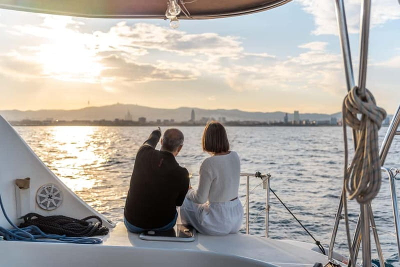 Barcelona: Sunset Catamaran Cruise with Wine and Tapa - Why a Barcelona sunset cruise works so well