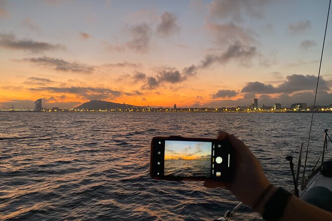 Barcelona Sunset Private Sailing & Live Spanish Guitar & open Bar - Starting at Port Olímpic