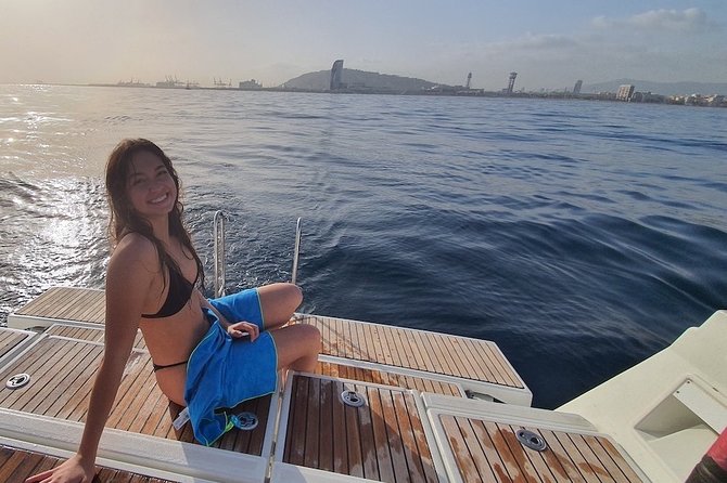 Barcelona Sunset Sailing Cruise from Port Olímpic with Open Bar - Barcelona Sailing Cruise at a Glance