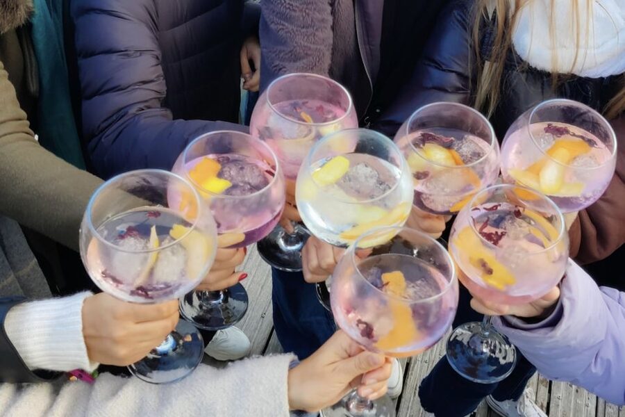 Barcelona Sunset Sailing with Gin Tonic Workshop Option - Drinks, champagne, and simple snacks