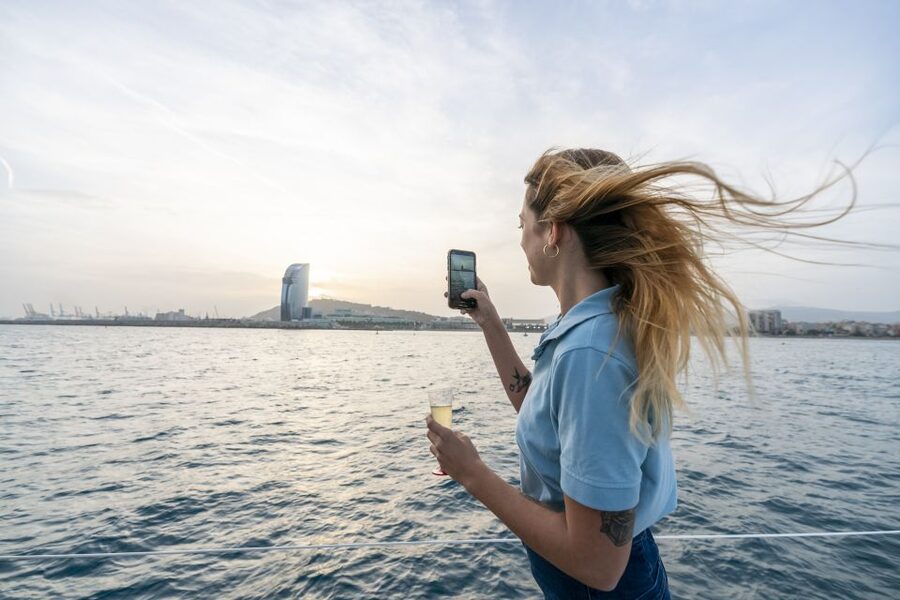 Barcelona Sunset Sailing with Gin Tonic Workshop Option - What the $101 price means