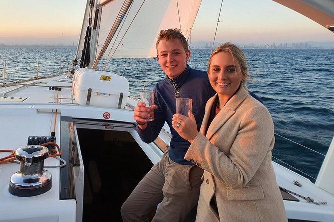 Barcelona Unforgettable Sailing Cruise with Open Bar and Snacks - Meeting point and practical planning