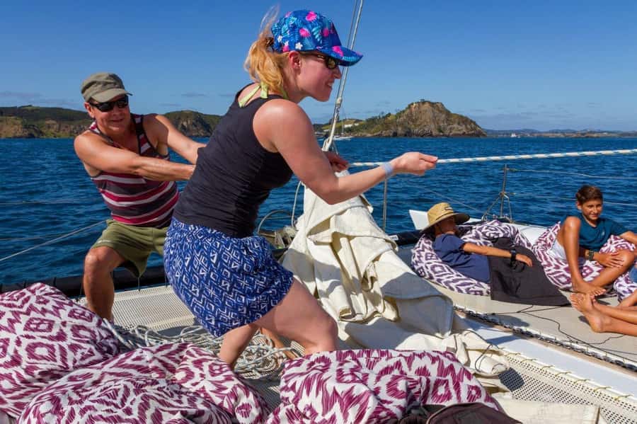 Bay of Islands 2-Hour Sundowner Evening Sailing Cruise - The crew, commentary, and hands-on feel