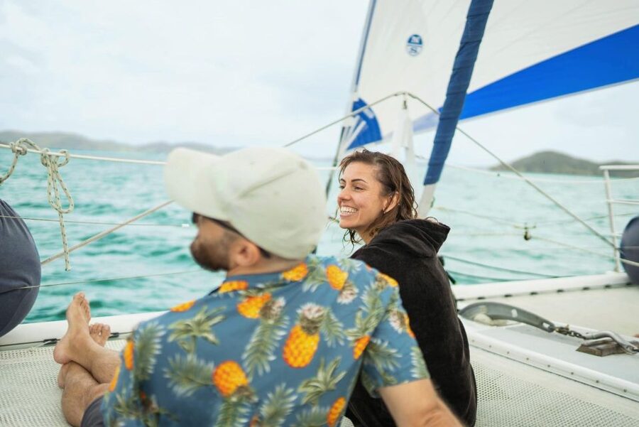 Bay of Islands: Day Sailing Cruise with Island Stop & Lunch - Lunch on board, with thoughtful food choices