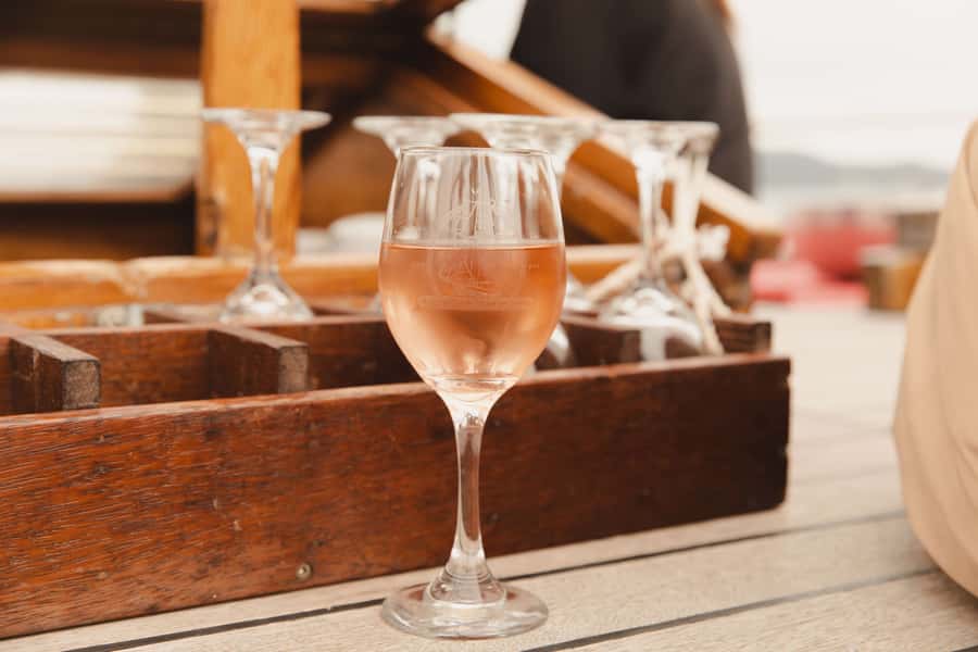 Bay of Islands: Late Afternoon Sailing Cruise - The youth program gives the fare extra value