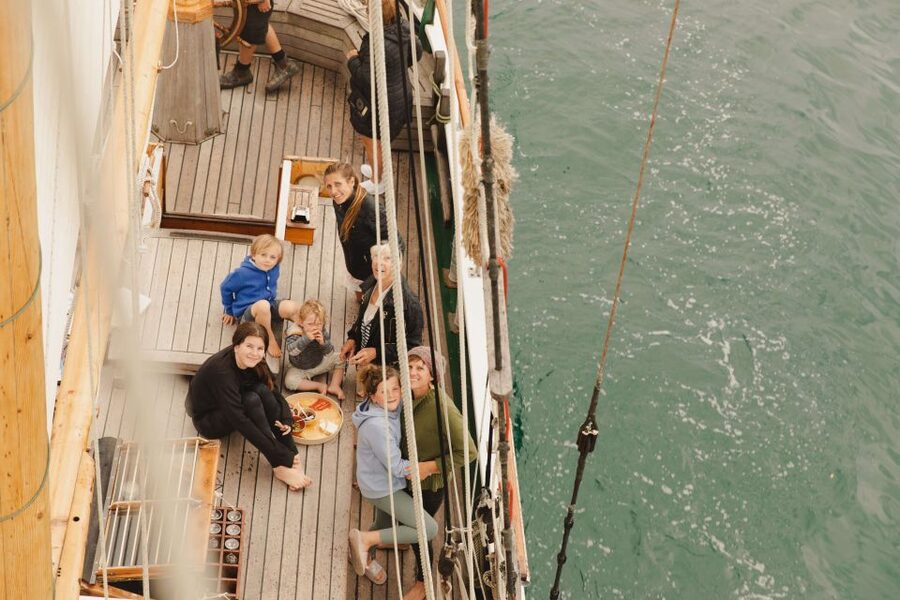 Bay of Islands: Late Afternoon Sailing Cruise - Should you book the R. Tucker Thompson?