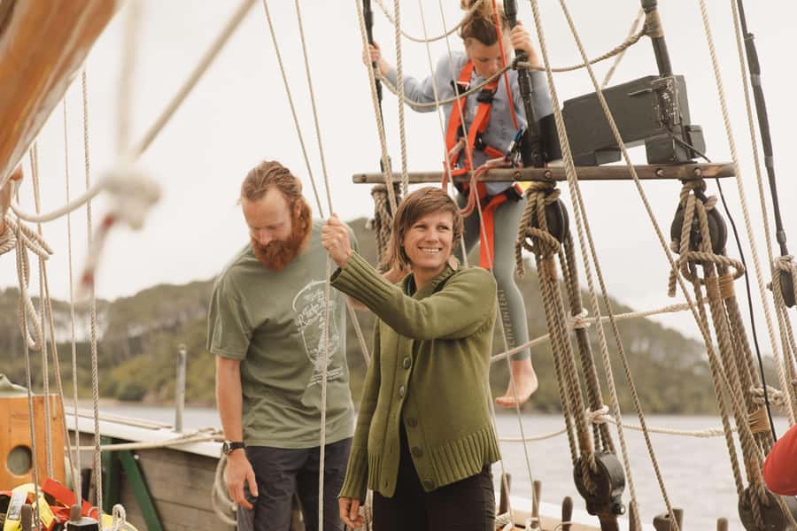 Bay of Islands: Late Afternoon Sailing Cruise - Leaving Russell Wharf at 4pm