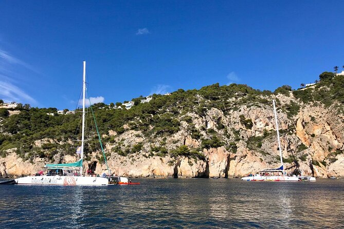 Bay trip in Calpe or Altea with a sailing catamaran - The swimming stop is the real payoff