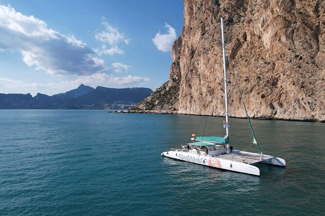 Bay trip in Calpe or Altea with a sailing catamaran - How the service affects the experience