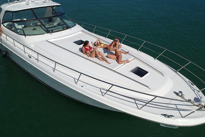 Beautiful SUNDANCER 60ft Private yacht / 18PAX 25P15 - A private yacht start from Cancun’s Hotel Zone