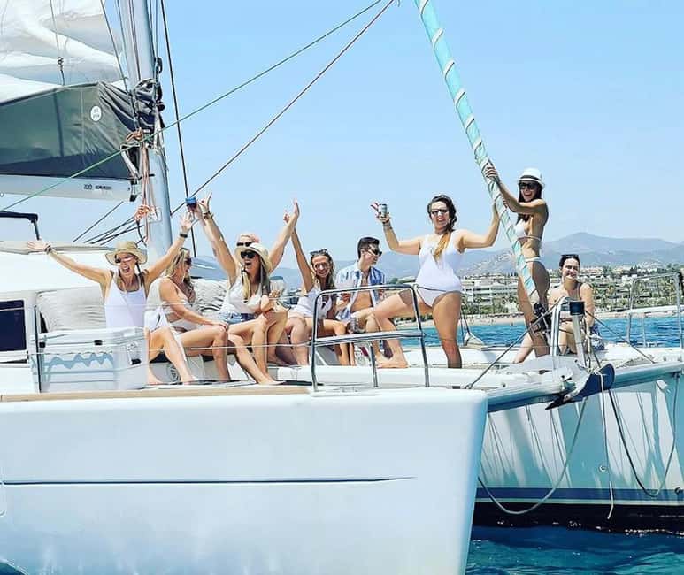 Benalmádena: Sailing & Dolphin Watching with Snacks/Drinks - Shared Catamaran or Private Trip?