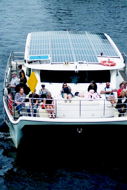 Berlin: Exclusive Boat Tour on a Solar-Powered Catamaran - Oberbaum Bridge and the East Side Gallery