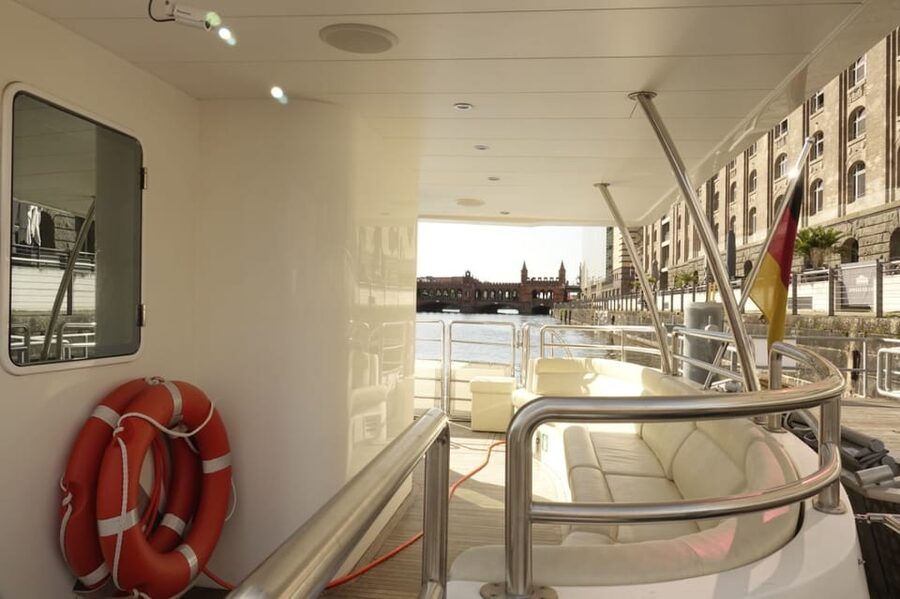 Berlin: Solar Powered Sunset Catamaran Cruise & Audio Guide - Hauptbahnhof and the city’s modern face
