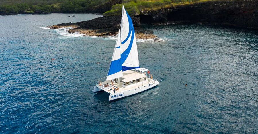 Big Island: Morning Snorkel Sail to Captain Cook's Monument - Snorkeling at the Captain Cook Monument