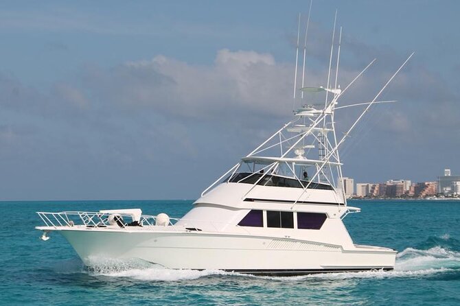Biggest Luxury Yacht Boat Best in Cancun up to 28 pax - The real cost for a large group