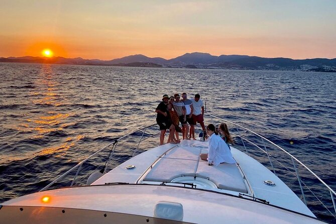 Bodrum Private Motor-Yacht Sunset Tour With Dinner For 3 Hour - Paddleboarding, fishing, and time to set your own pace
