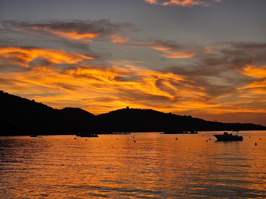 Bonifacio: sunset catamaran trip and aperitif - My call: book it for the mood, not the mileage