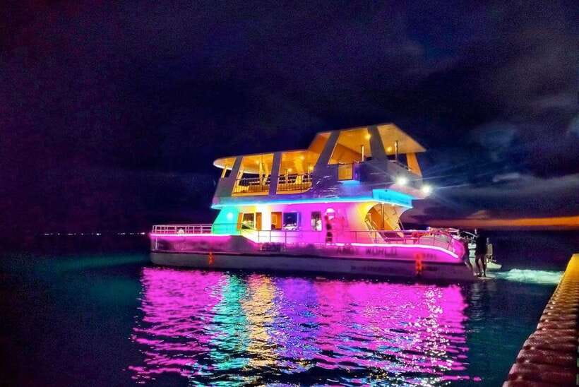 Boracay: Ultimate Party Cruise aboard the Andy World Yacht - What the two-hour cruise feels like