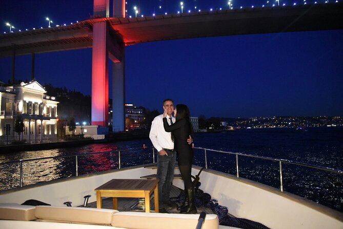 Bosphorus Night Cruise with Luxury Yacht - Sailing past Dolmabahçe and Çırağan Palaces