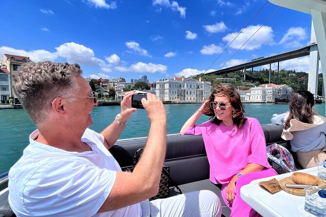 Bosphorus Yacht Cruise with Stopover on the Asian Side - (Morning or Afternoon) - Meeting at Dolmabahçe Mosque