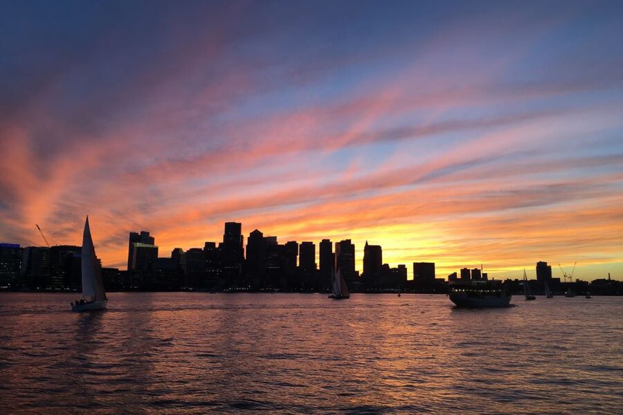 Boston: Harbor Champagne Sunset Sail from Rowes Wharf - The Inner Harbor Islands and the Charleston Navy Yard