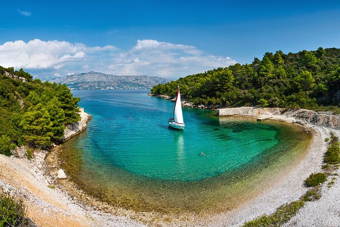 Brac Island One-Day Trip with the Sailboat Nana - Private Tour - Sailing south toward Konopljikova Cove