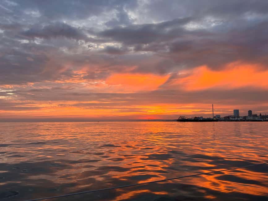 Brighton: Sunset Sailing Cruise with a Glass of Wine - How much value does the $101 price offer?