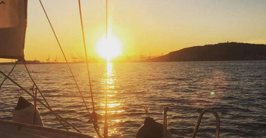 Brighton: Sunset Sailing Cruise with a Glass of Wine - My verdict: book it for the sailing, not only the sunset