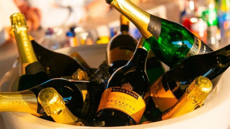Budapest: Sip and Sail River Cruise with Unlimited Prosecco - A sunset on the Danube, with a drink already in hand