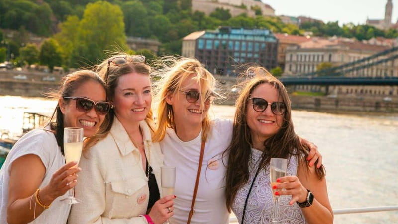 Budapest: Sip and Sail River Cruise with Unlimited Prosecco - How the $29 price measures up