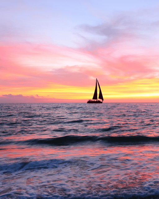 Cabo de Gata Natural Park: Sunset Sailing Tour with Cava - Anchoring for Cava and sunset