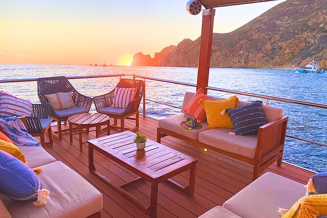 Cabo Private Catamaran: Chill Experience with Sup and Float Mat - The semi-private beach stop