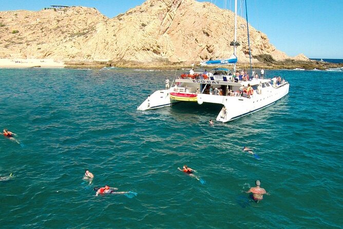 Cabo San Lucas Catamaran Cruise: Snorkel or Sunset Adventure - The open bar changes the value calculation