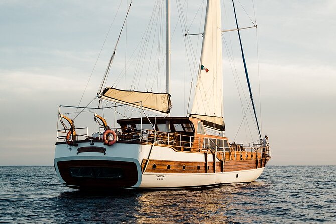 Cabo San Lucas Luxury Sailing Yacht and Dinner with a Chef - What to expect from the chef’s dinner