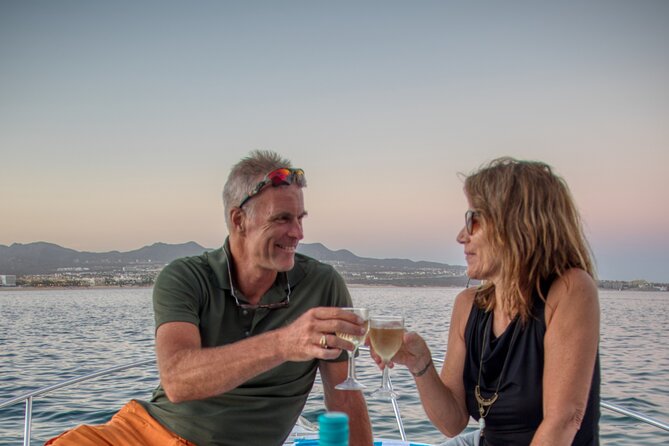 Cabo San Lucas Private Yacht Cruise with Open Bar - Food and drinks depend on the package