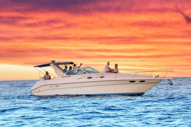 Cabo San Lucas Private Yacht Cruise with Open Bar - What the two-hour and three-hour trips really include